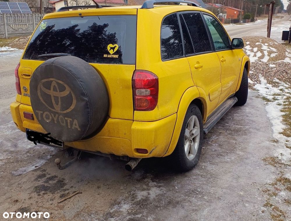 Toyota RAV4 - 3
