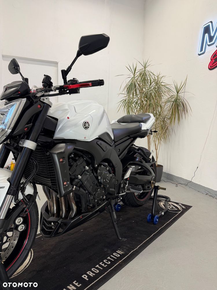 Yamaha FZ - 7