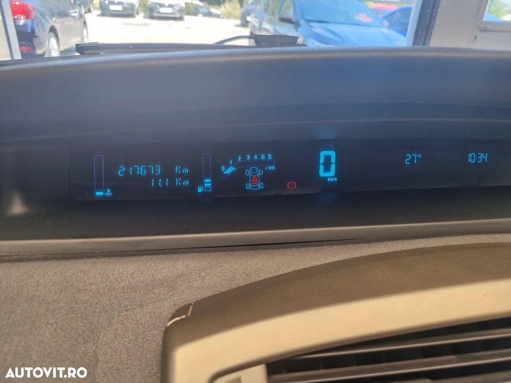Renault Grand Scenic - 6
