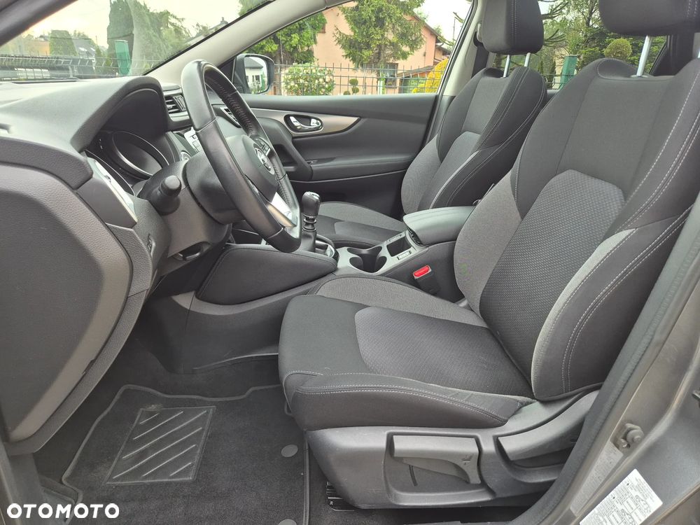 Nissan Qashqai 1.3 DIG-T N-Connecta - 9