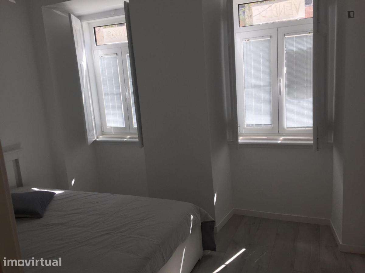 Apartamento com 1 quartos - localizado em Arroios Lisbon - Grande imagem: 2/13