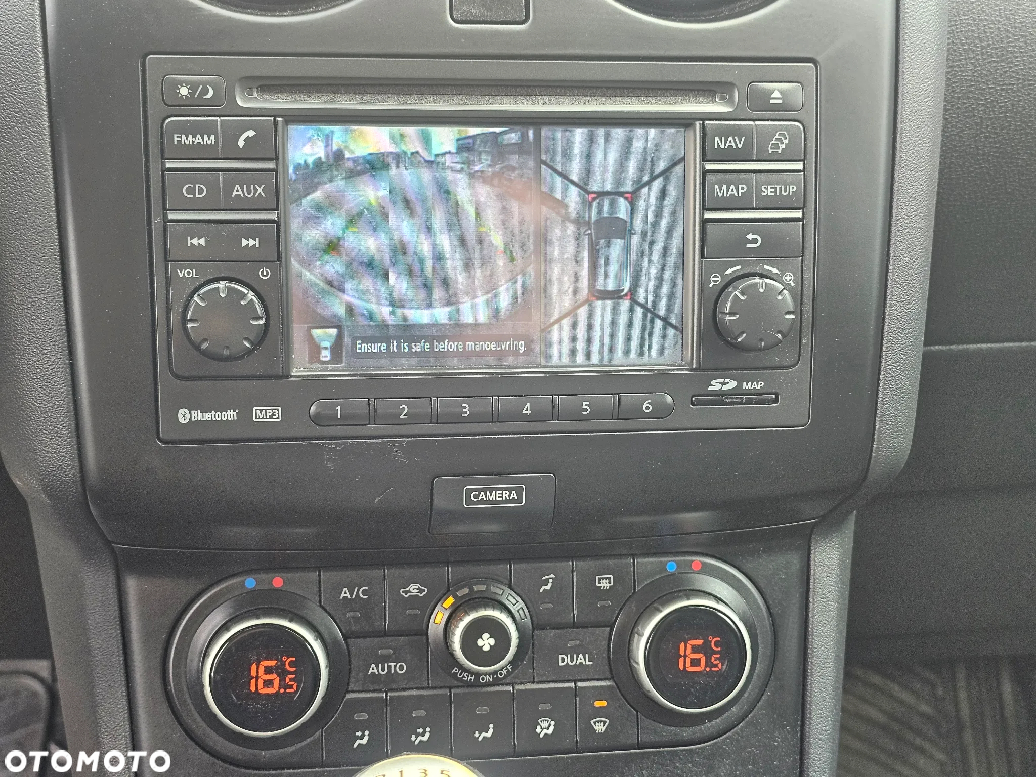 Nissan Qashqai 1.6 dCi 4x4 I-Way - 10