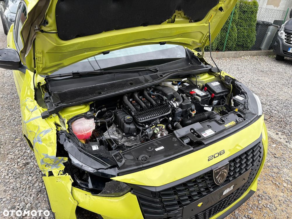 Peugeot 208 PureTech 75 Allure Pack - 26