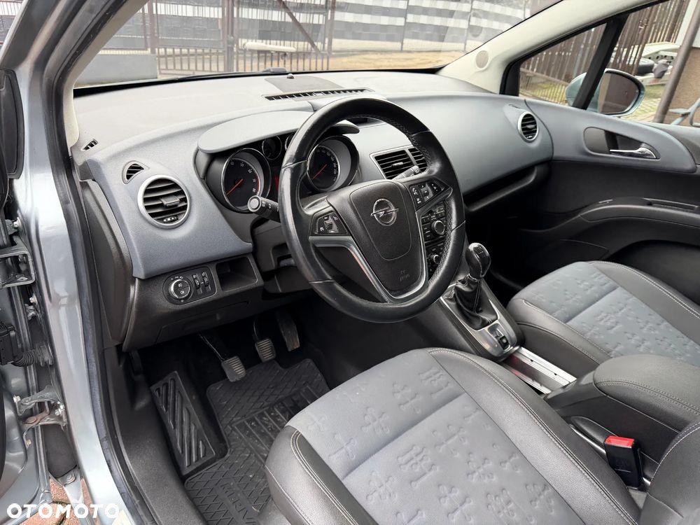 Opel Meriva 1.4 T Cosmo - 24