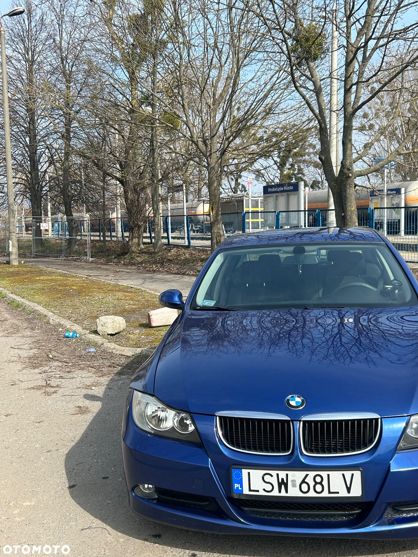 BMW Seria 3 318i - 4