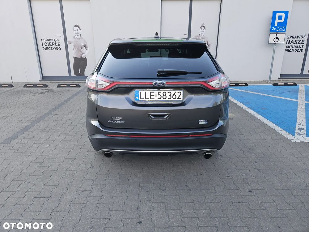 Ford Edge - 7