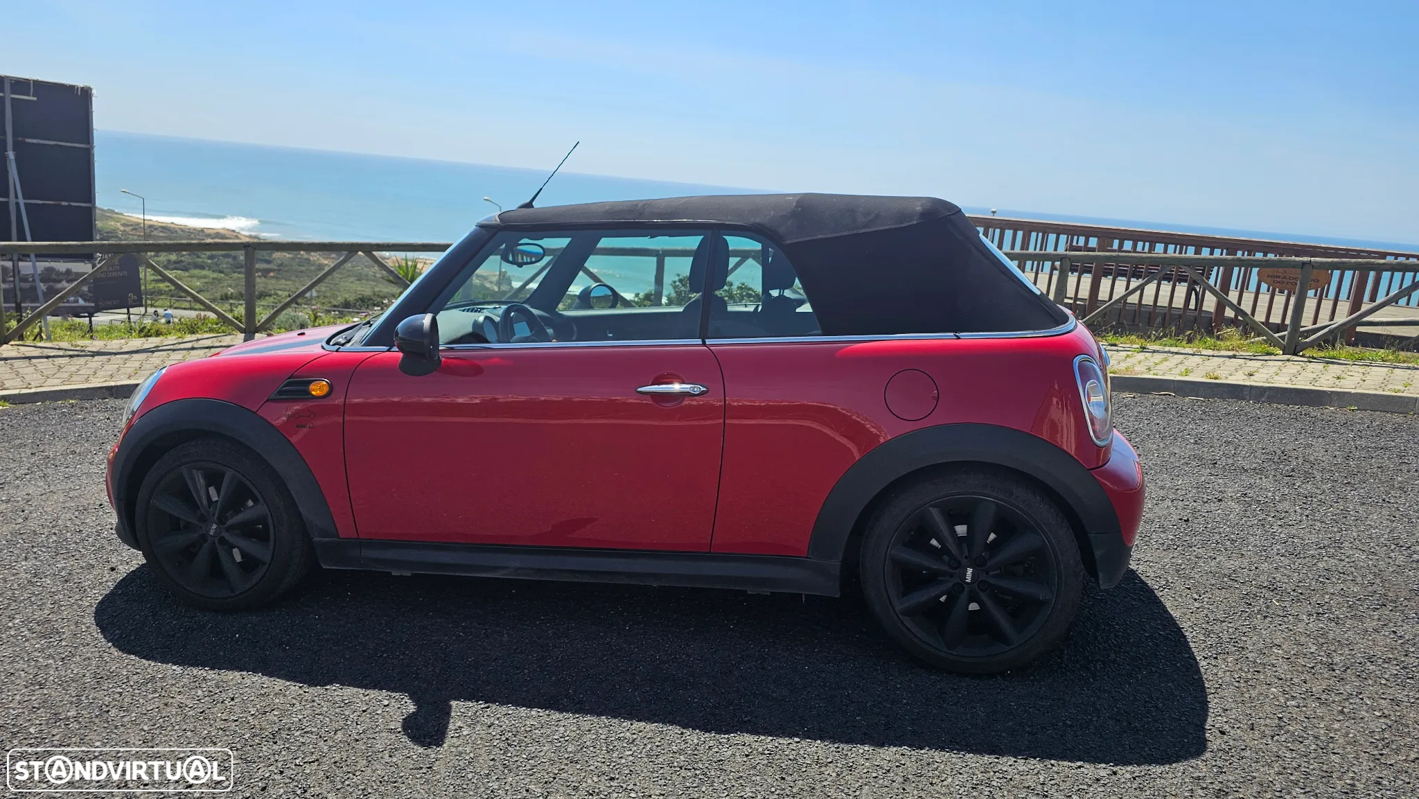 MINI Cabrio Cooper D - 12