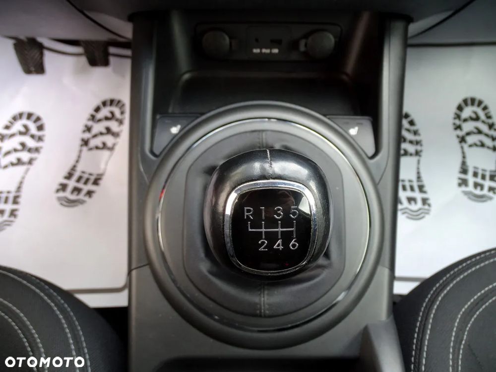 Kia Sportage 1.7 CRDI 2WD Attract - 19