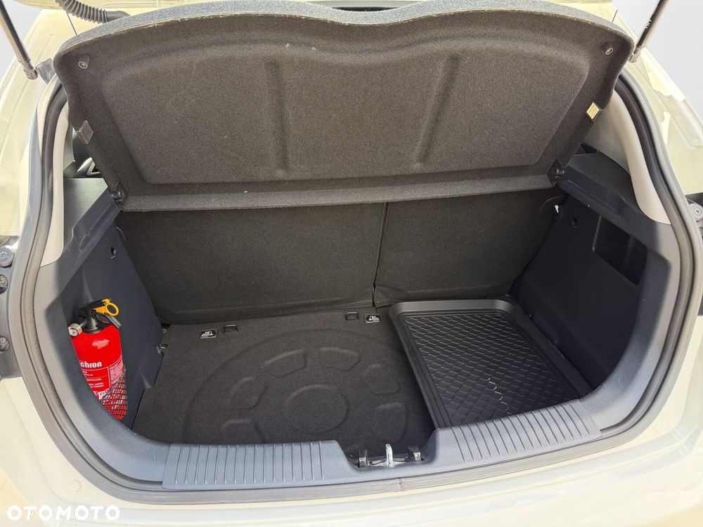 Kia Rio 1.2 M - 30