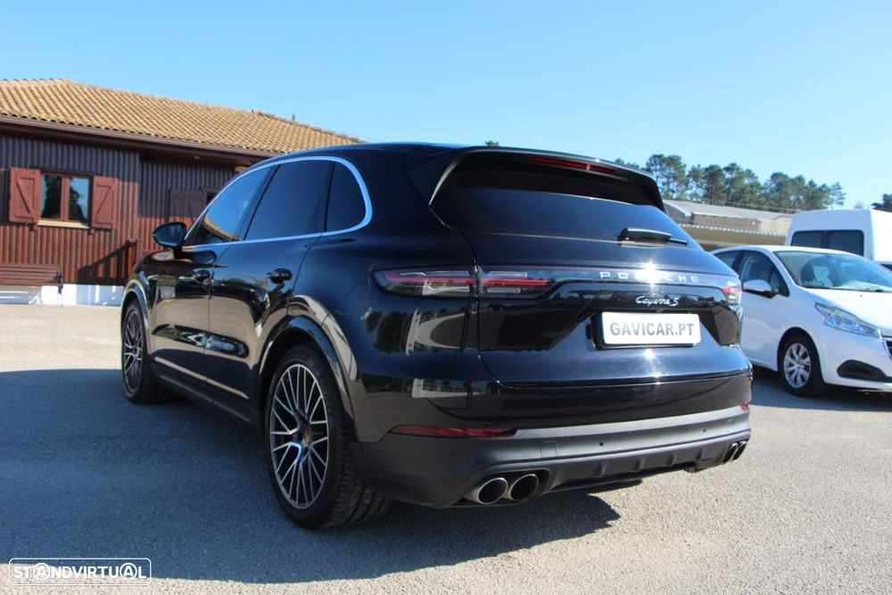 Porsche Cayenne S - 30