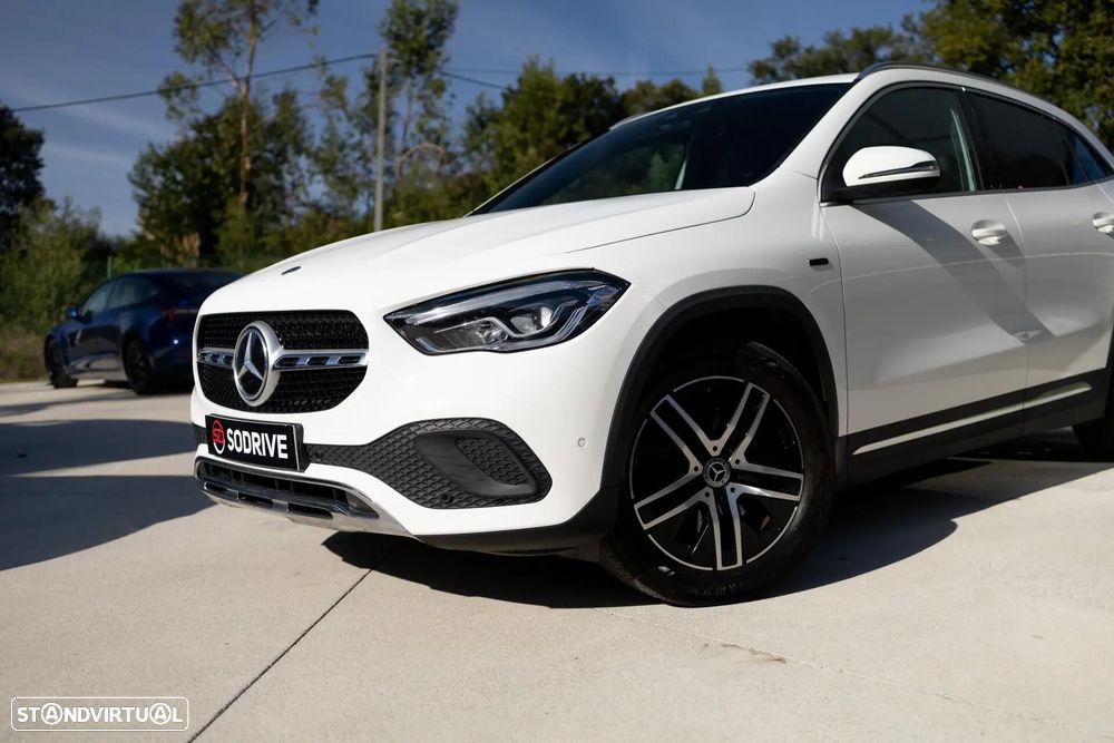 Mercedes-Benz GLA 250 e 8G-DCT Progressive - 9