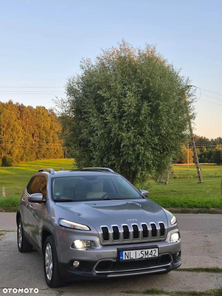 Jeep Cherokee 2015 photo 2