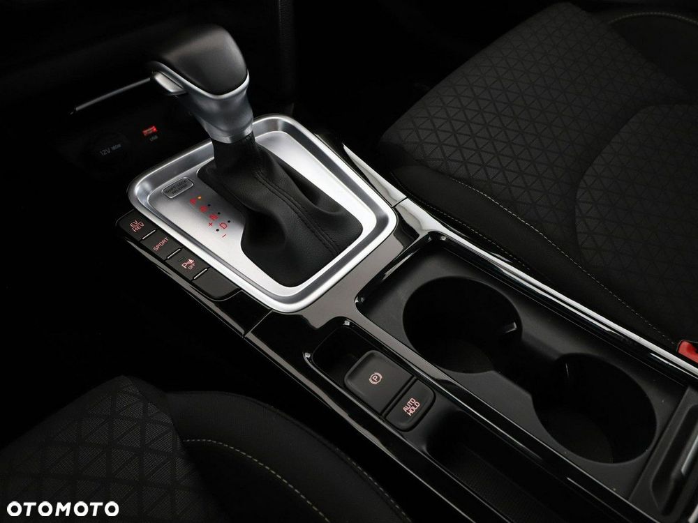 Kia Ceed 1.6 GDI DCT OPF Vision - 31