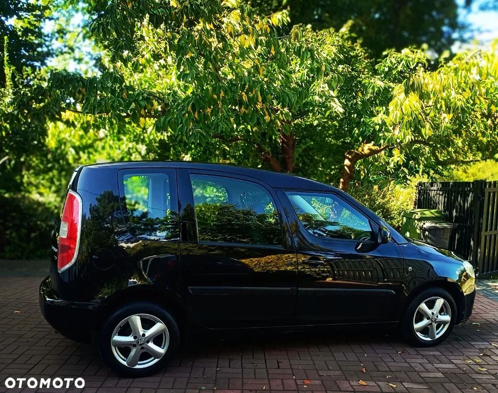 Skoda Roomster 1.6 16V Comfort PLUS EDITION - 2