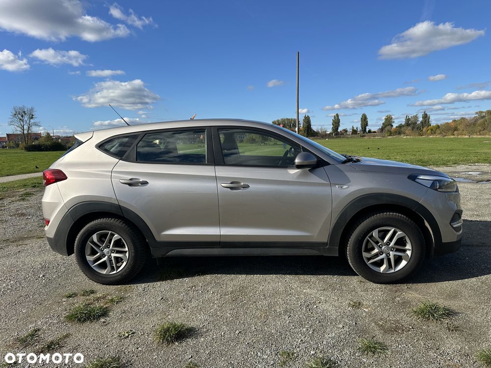 Hyundai Tucson 1.6 GDi 2WD Pure - 10