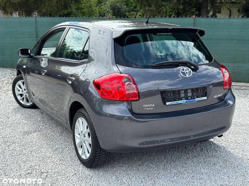 Toyota Auris 1.6 Edition - 9