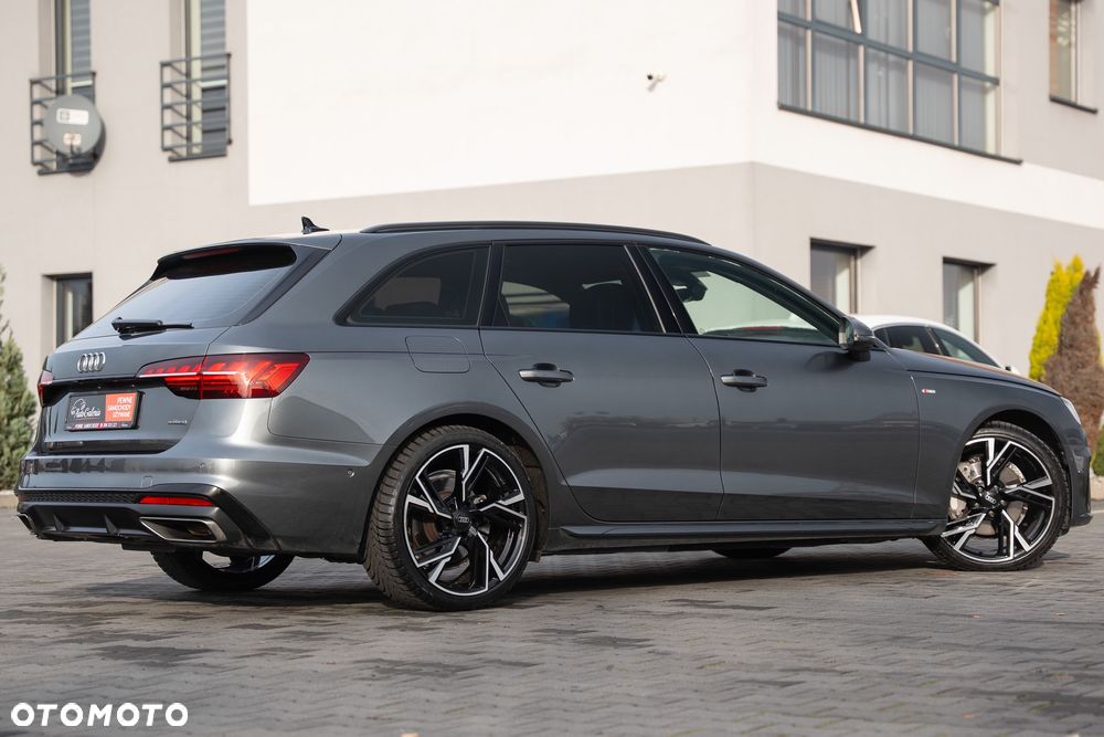 Audi A4 Avant 40 TFSI quattro S tronic - 13