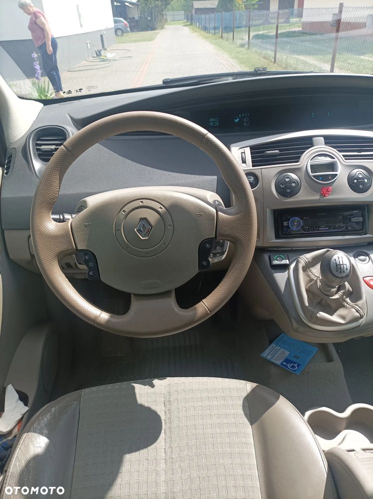 Renault Scenic 2.0 Exception - 5