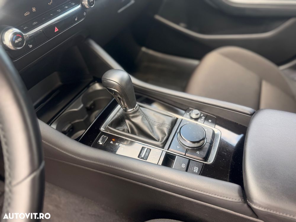Mazda 3 e-Skyactiv G150 AT MHEV Exclusive-Line - 7