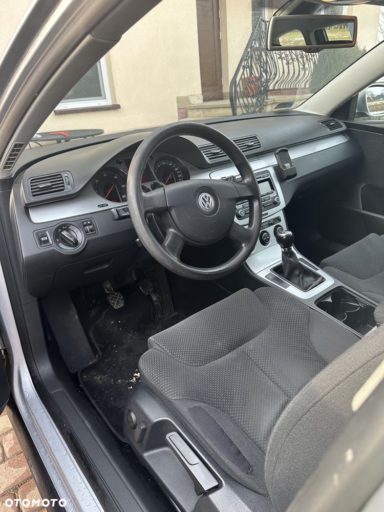 Volkswagen Passat - 6
