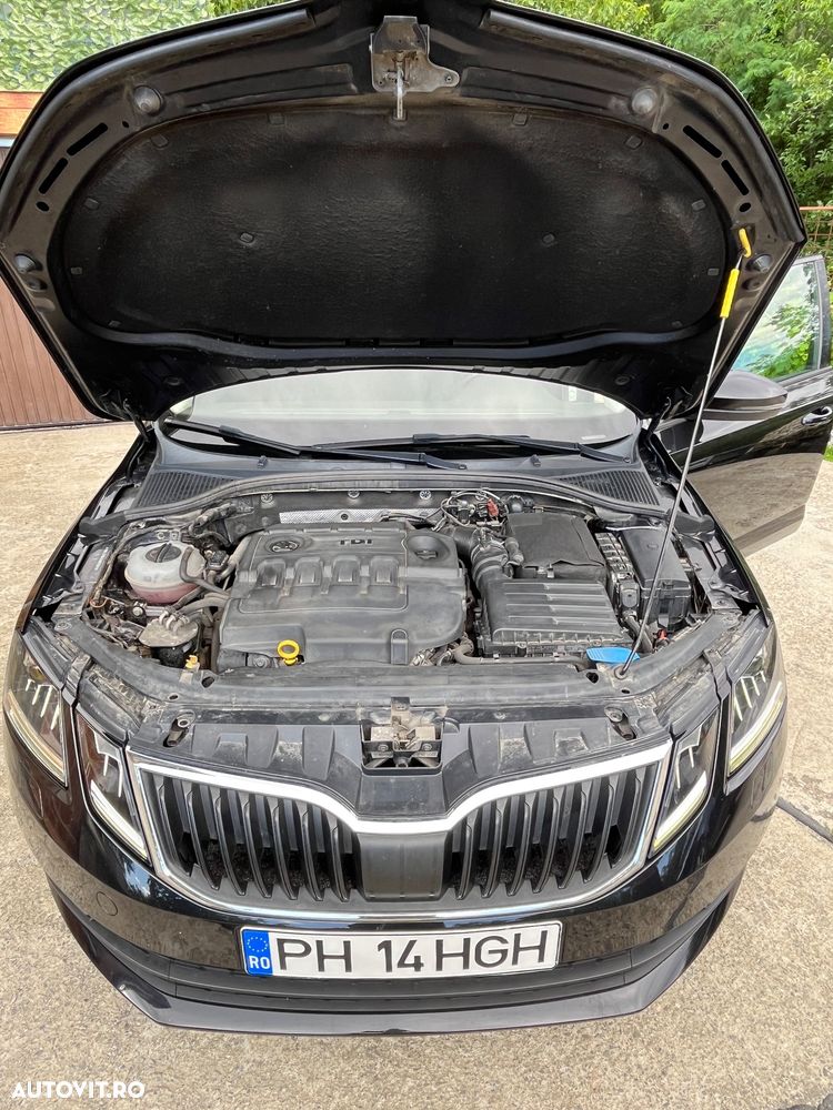 Skoda Octavia - 8
