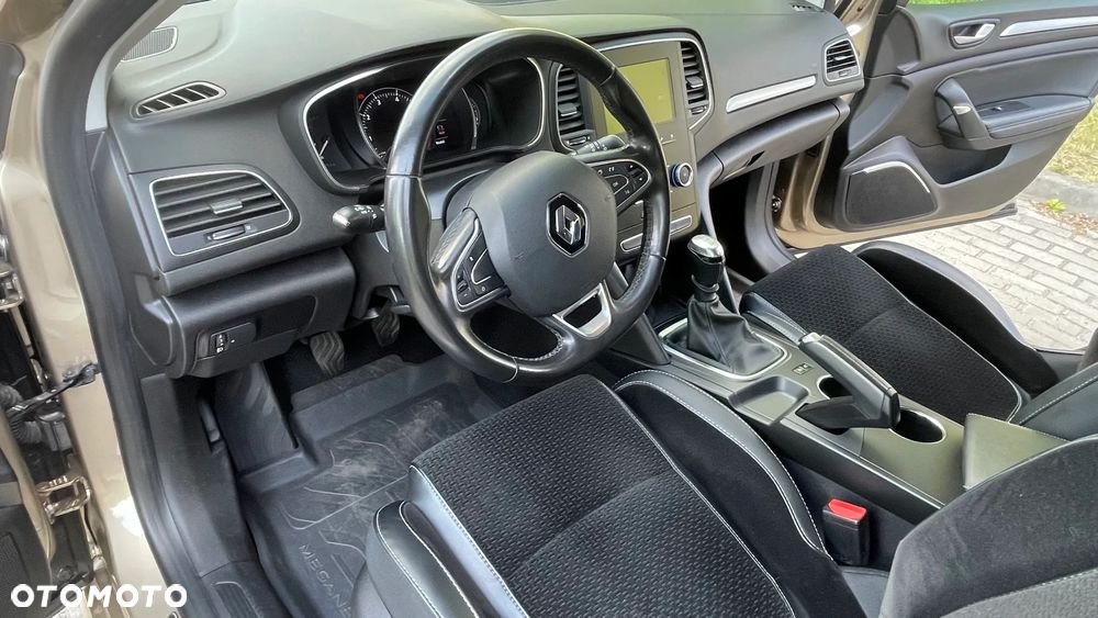 Renault Megane 1.3 TCe FAP Intens - 8