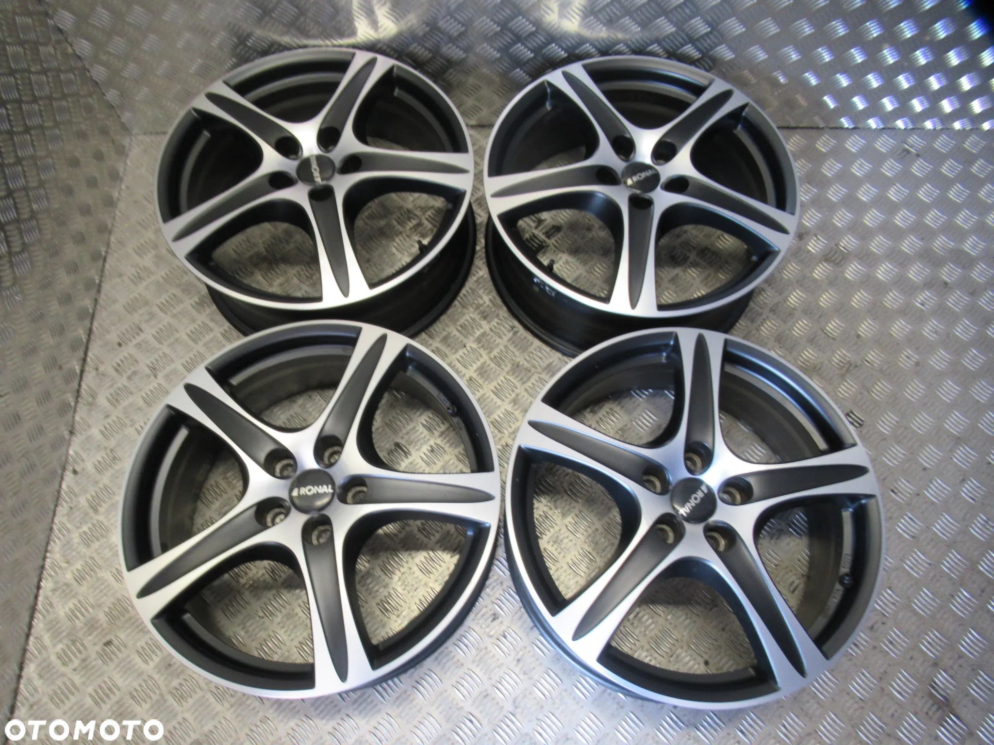 Felgi Ronal R56 BMW Insignia Vw T5 T6 7,5Jx19 et44 5x120 - 1