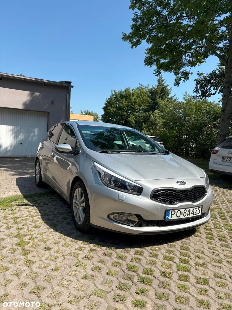 Kia Ceed - 1