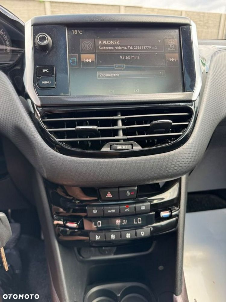 Peugeot 2008 - 6