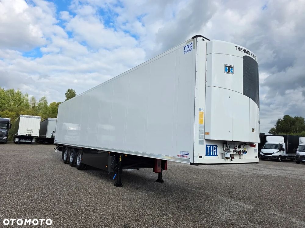 Schmitz Cargobull CHŁODNIA THERMO KING  / ŚCIANA 7 CM / - 4