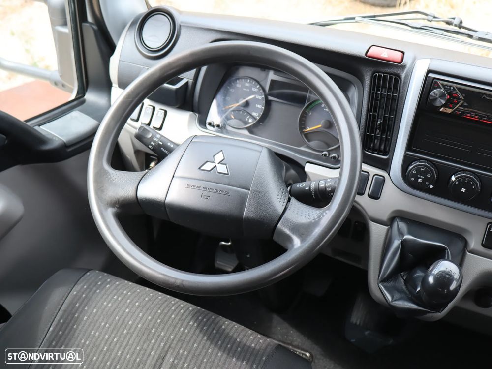 Mitsubishi Fuso 3.0 Basculante - 11