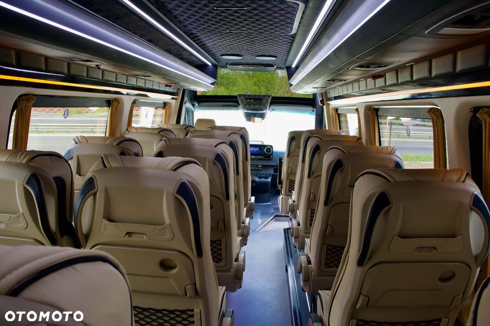 Mercedes-Benz Sprinter 519 - 31