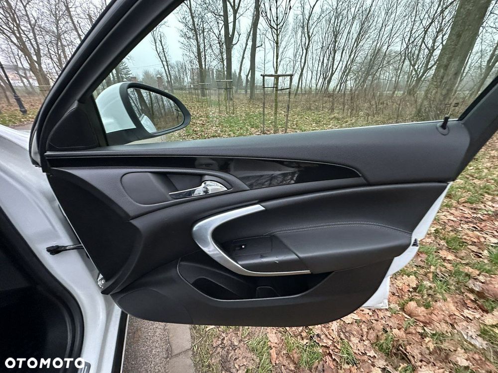 Opel Insignia - 29