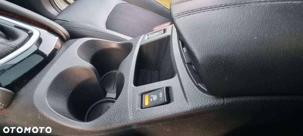 Nissan Qashqai 1.2 DIG-T Xtronic TEKNA+ - 18