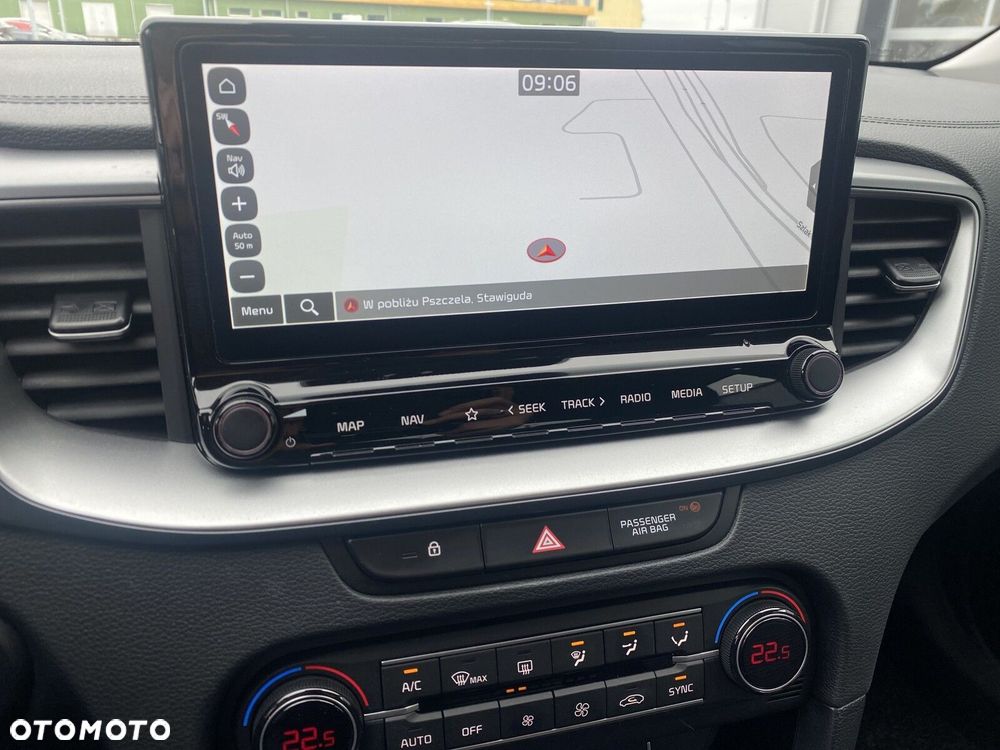 Kia XCeed - 25