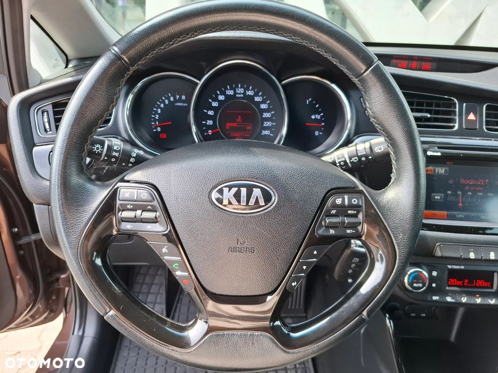 Kia Ceed 1.6 GDI XL - 23