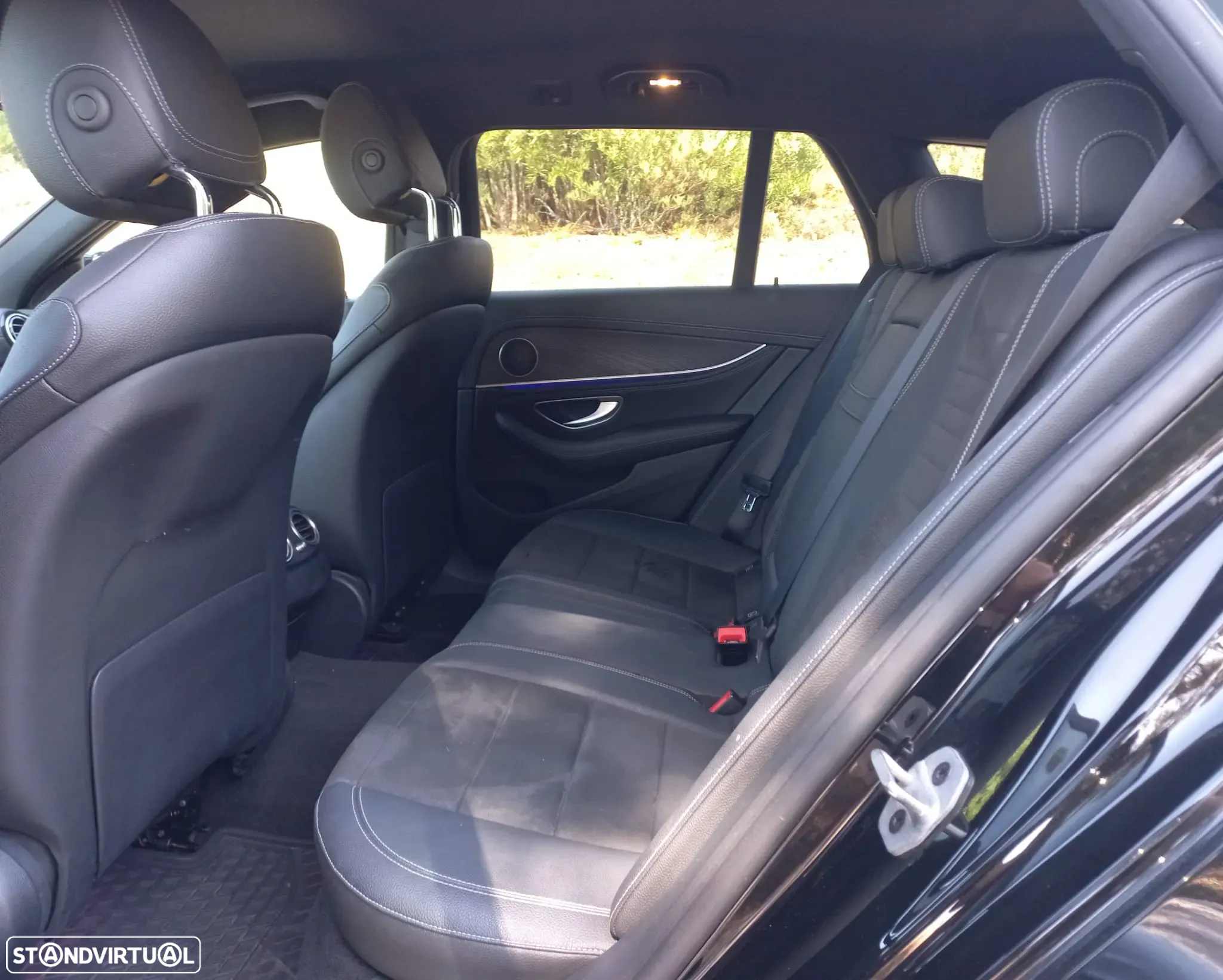 Mercedes-Benz E 300 de AMG Line - 9