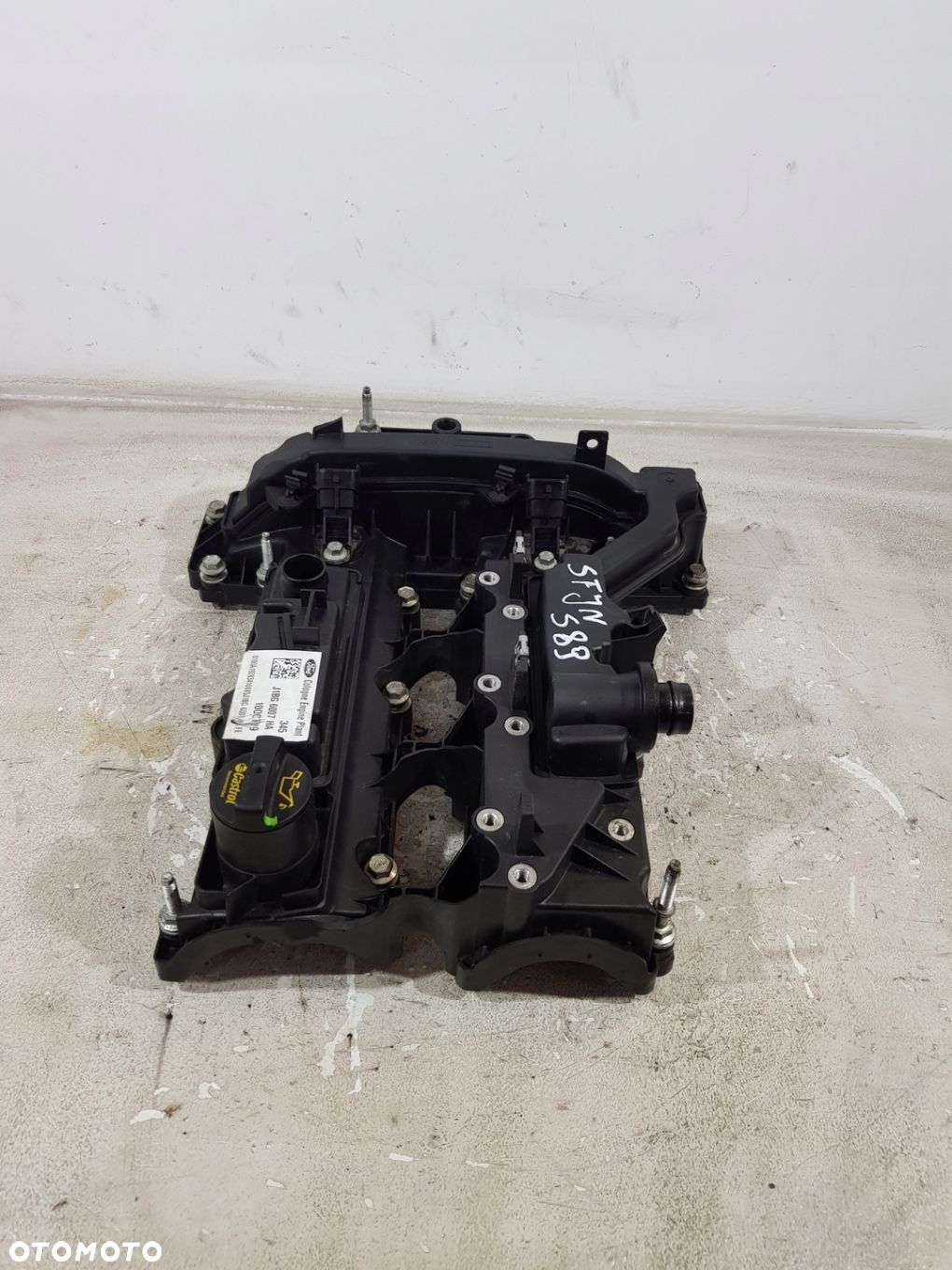 POKRYWA ZAWORÓW CM5G-6K271-CM FORD FIESTA MK8 1.0 ECOBOOST SFJN - 3