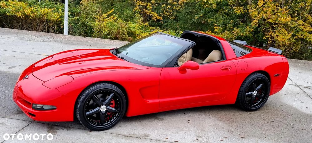 Chevrolet Corvette - 28