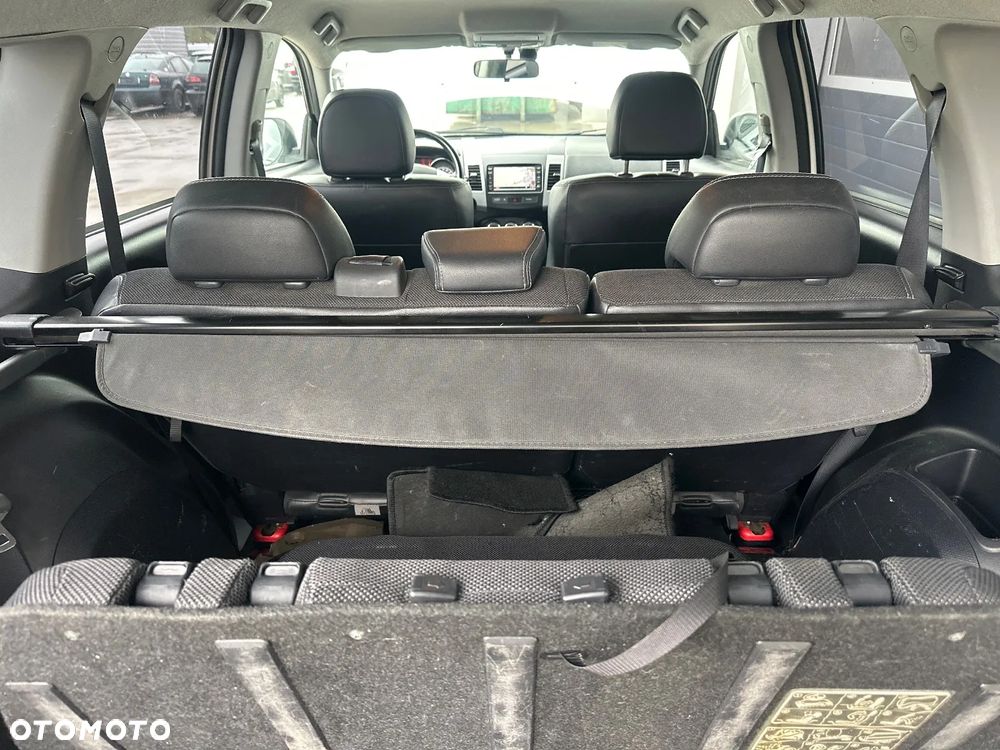Peugeot 4007 2.2HDi Premium - 24