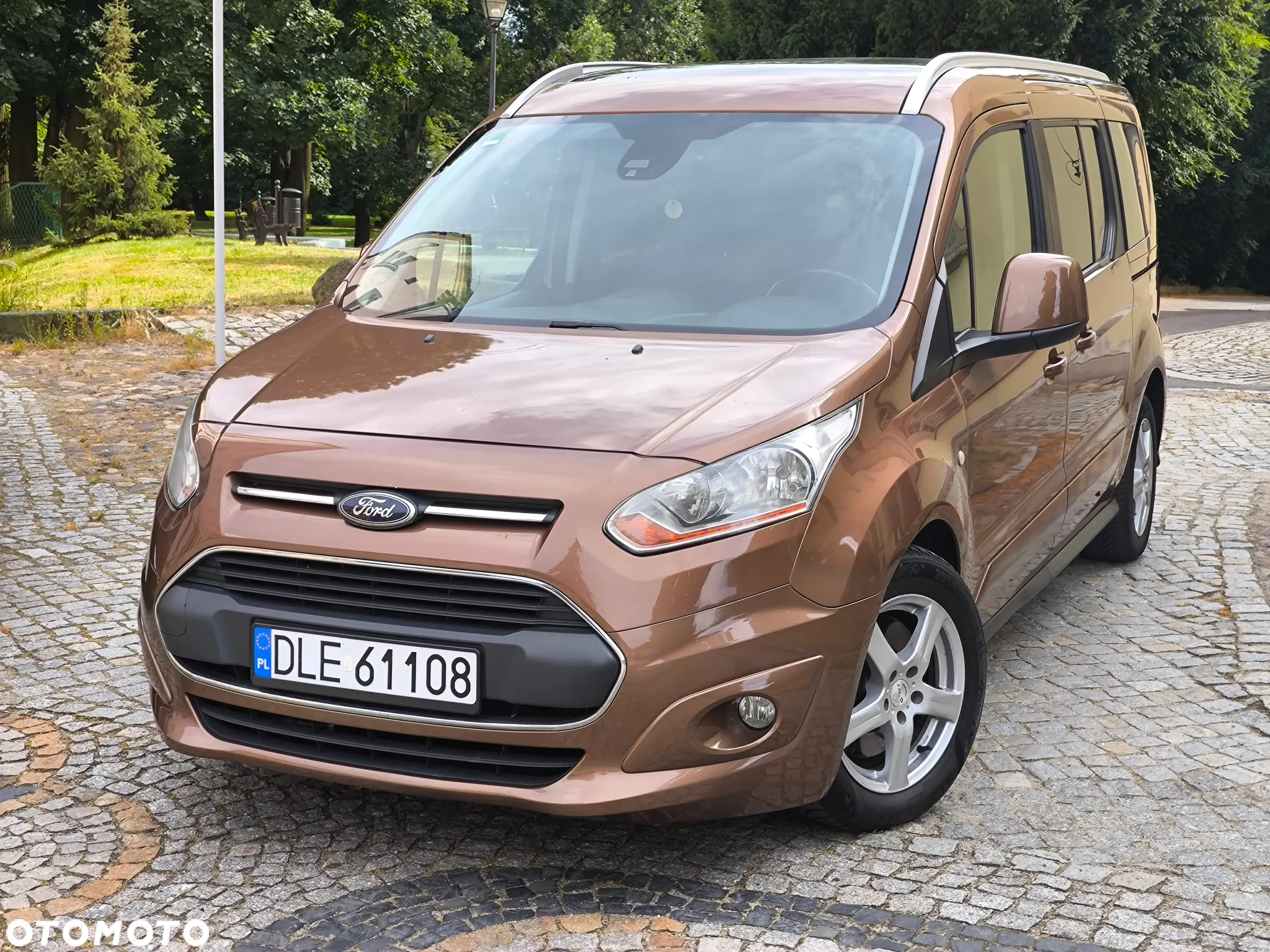 Ford Tourneo Connect Grand - 4