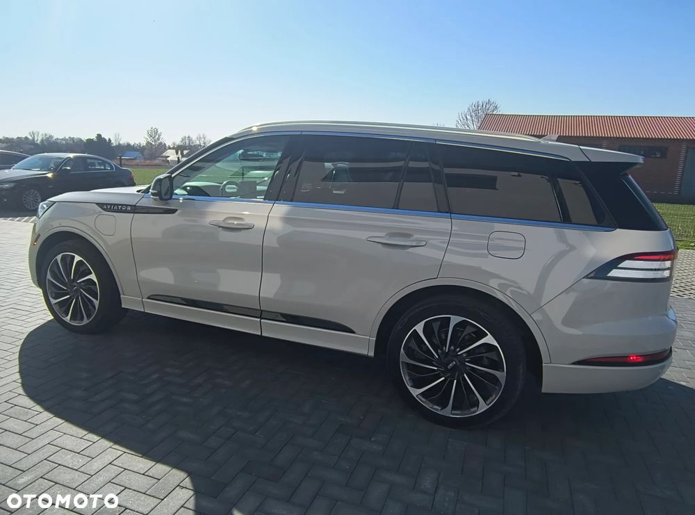 Lincoln Aviator - 5