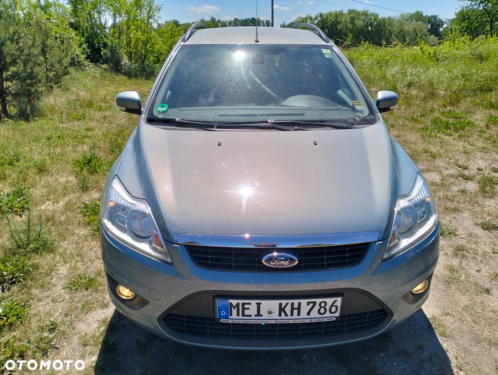 Ford Focus 1.6 16V Trend - 11