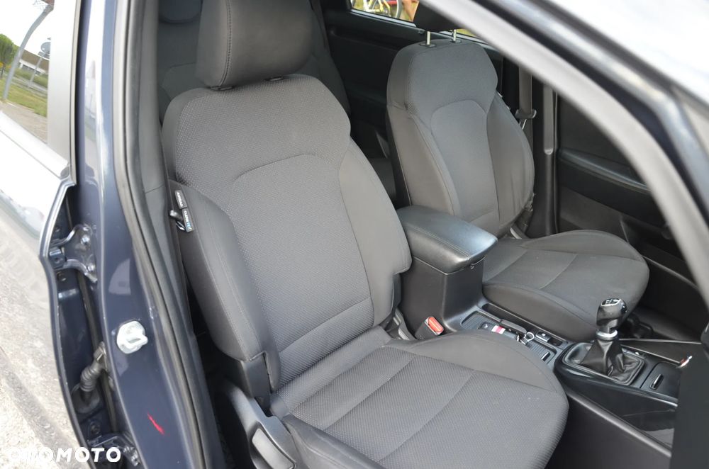 Kia Carens 2.0 GDI Edition 7 - 21