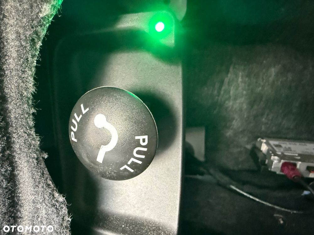 Audi A6 Avant 2.0 TDI ultra S tronic - 34