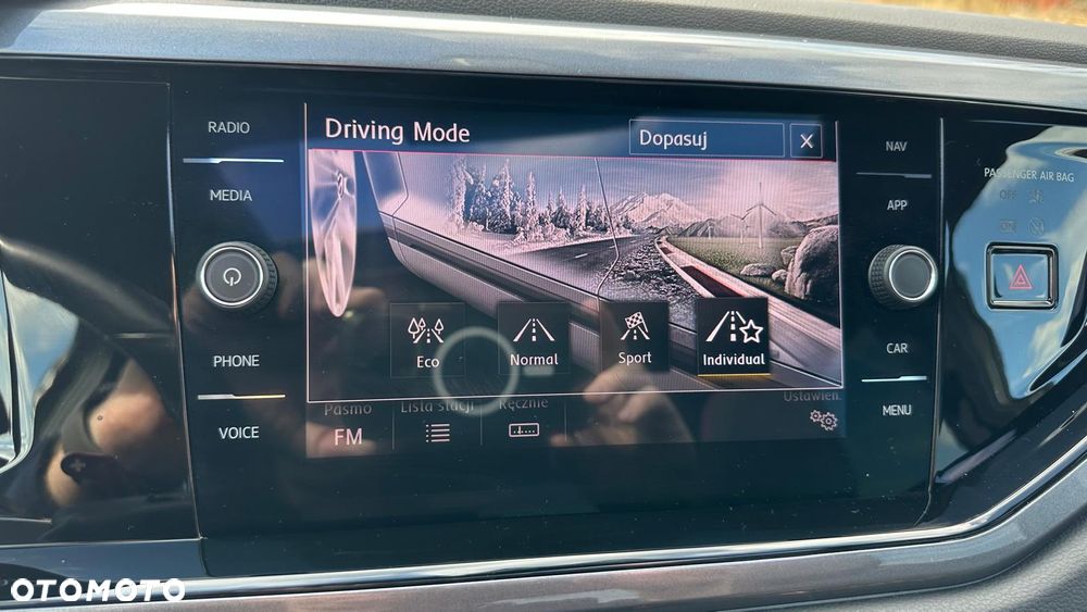 Volkswagen Polo 2.0 TSI OPF DSG GTI - 29