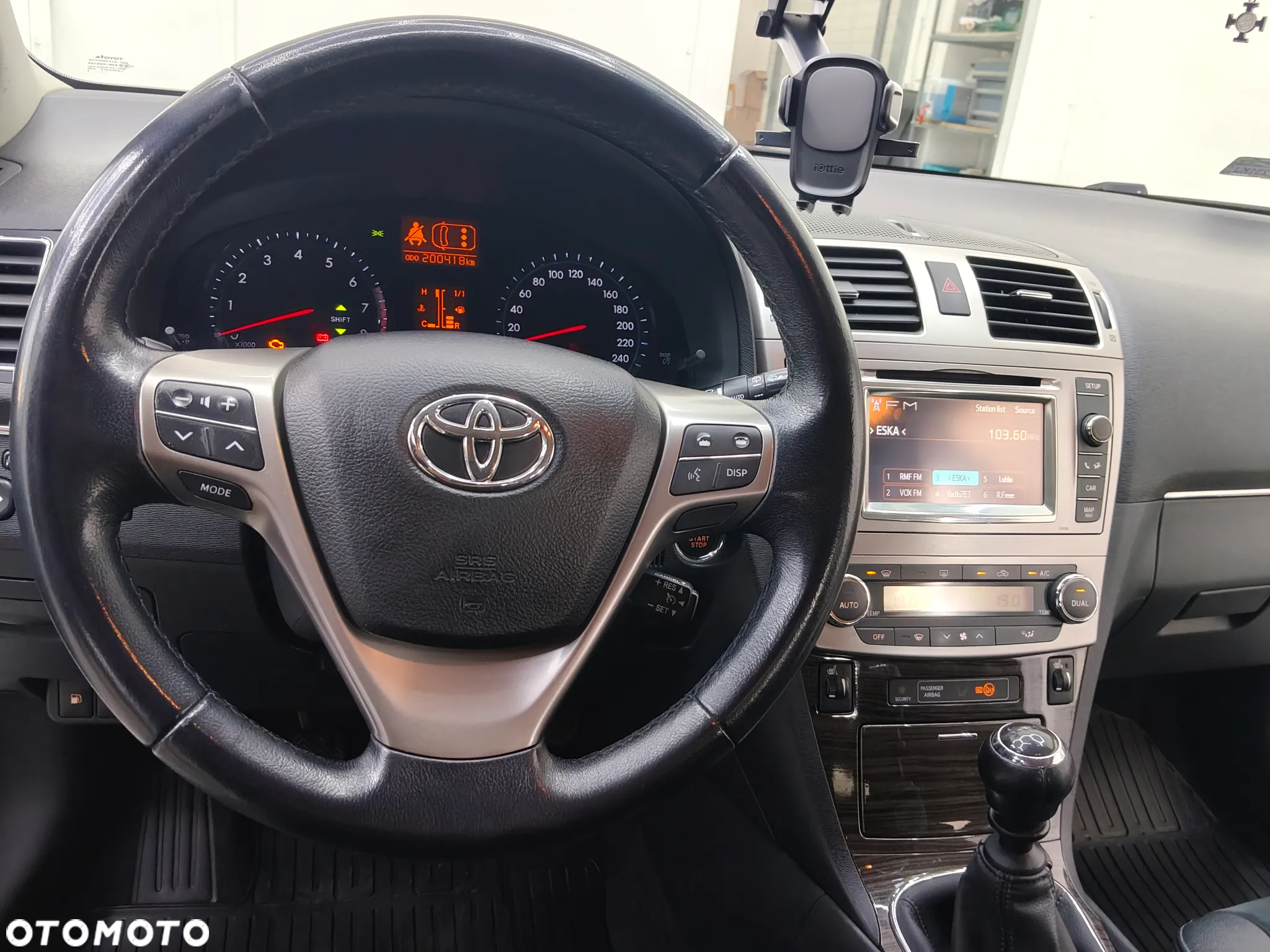 Toyota Avensis - 31