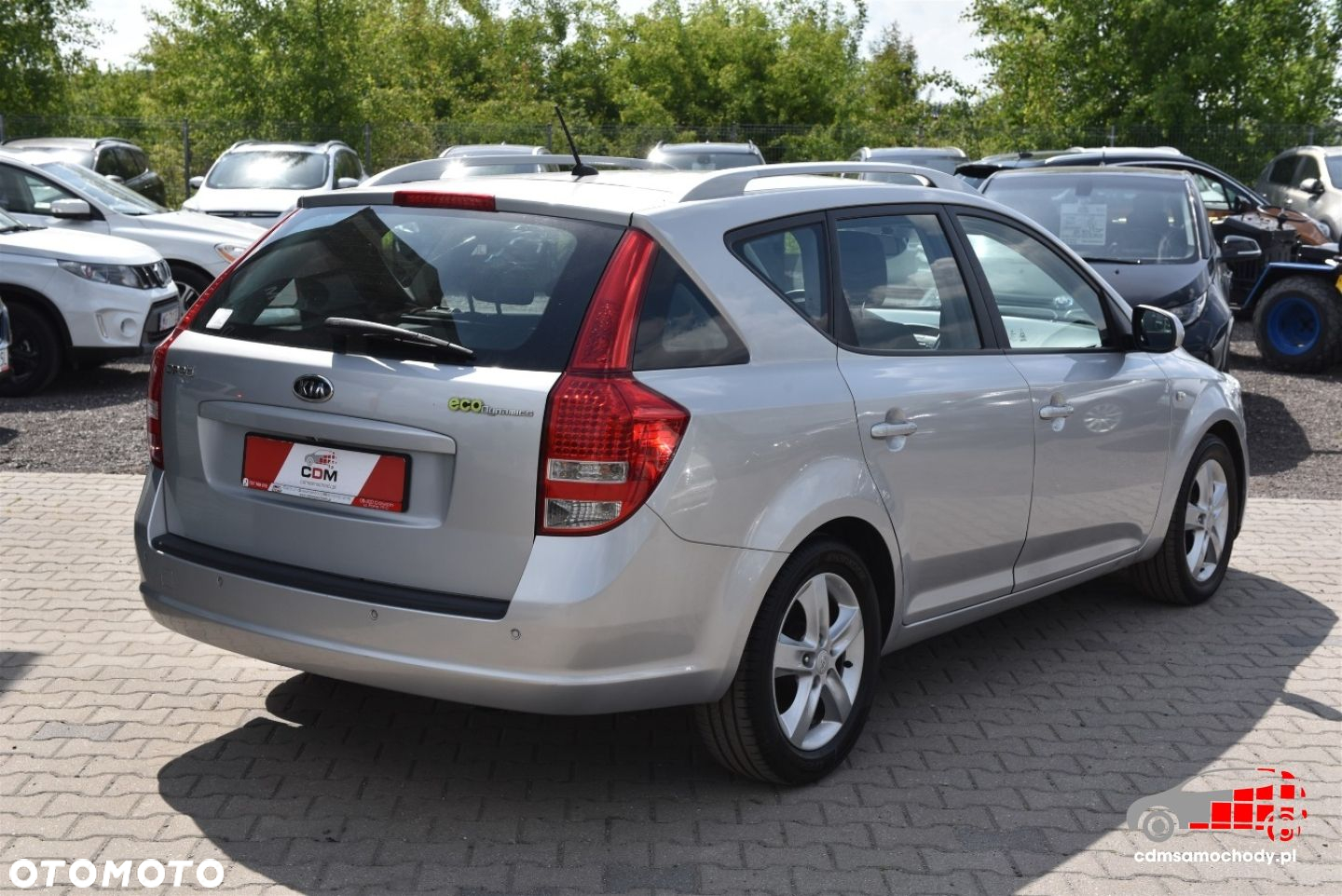 Kia Ceed - 10