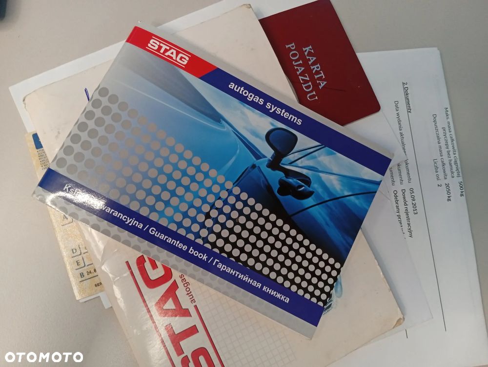 Kia Sportage 2.0 Tour - 30