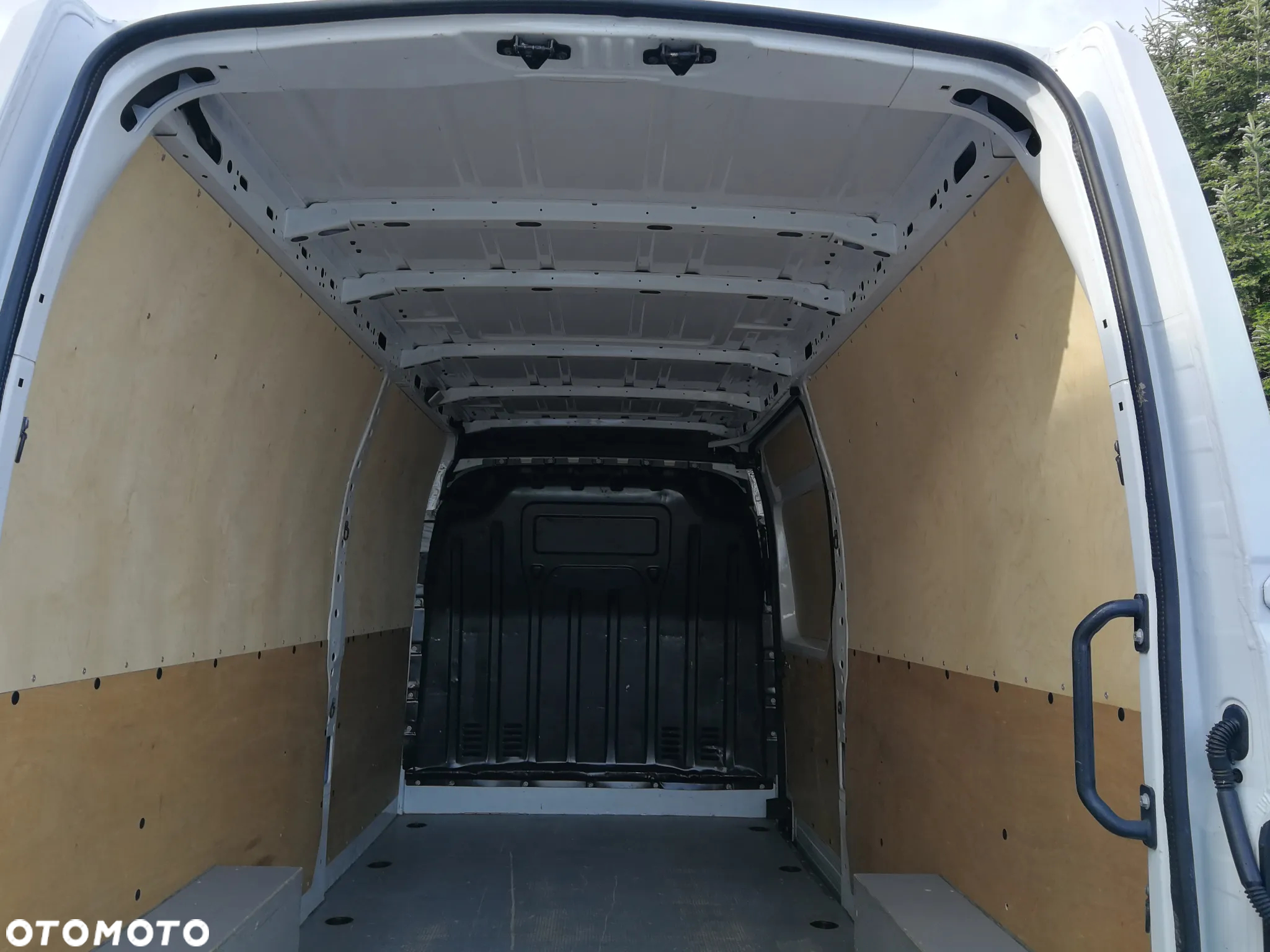 Opel Movano - 12